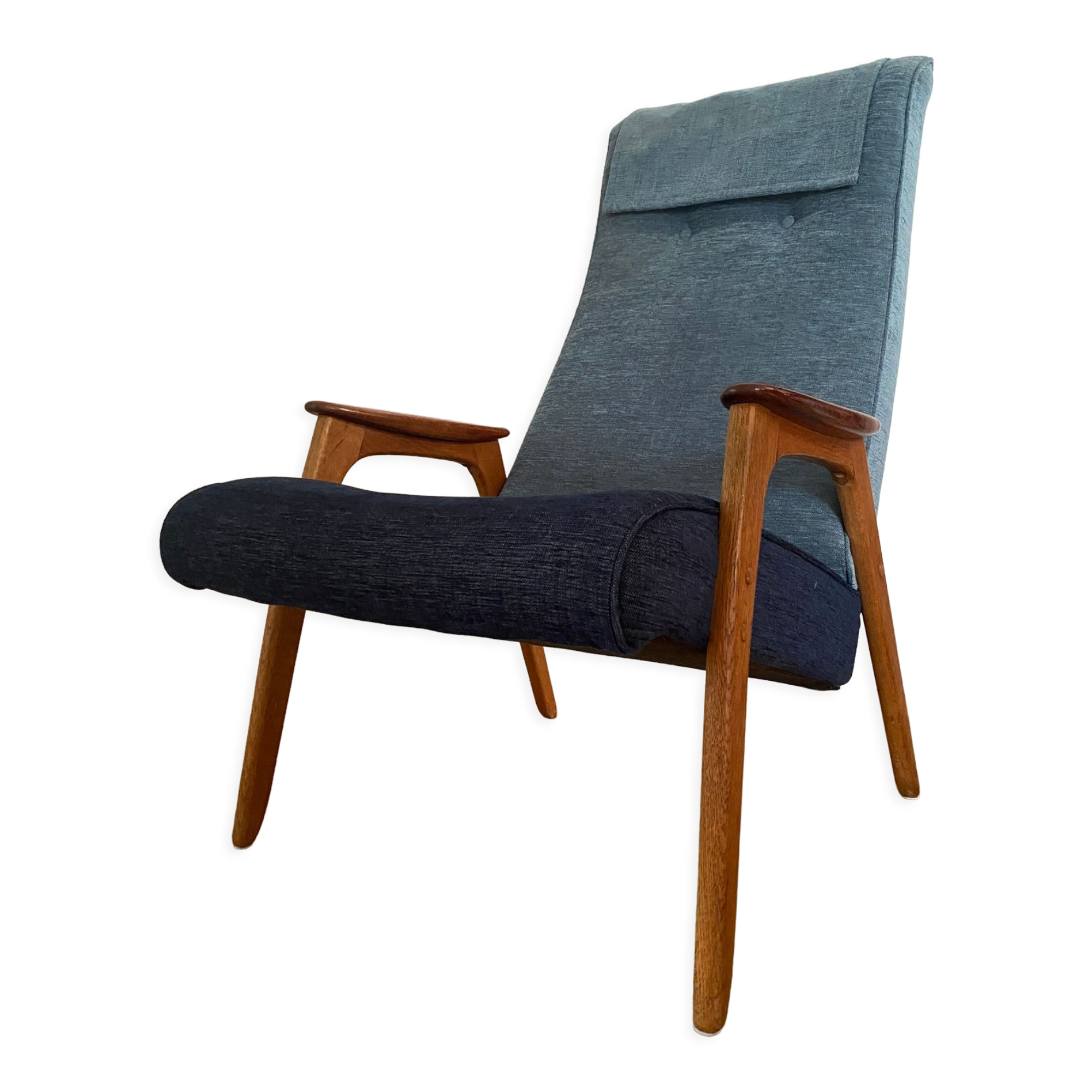 Vintage teak lounge chair