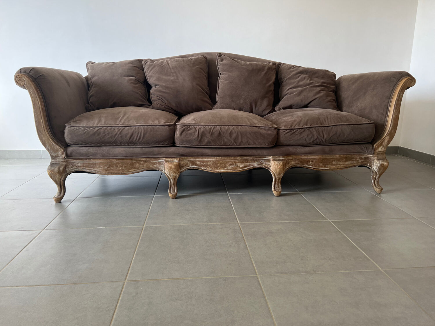 Baroque Pompadour sofa