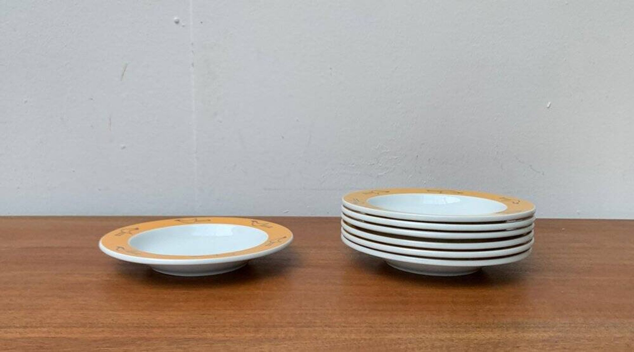Postmodern German series of flying objects, soup plates by David Palterer and Sieger Design for Arzberg, 1990s, set of 7.