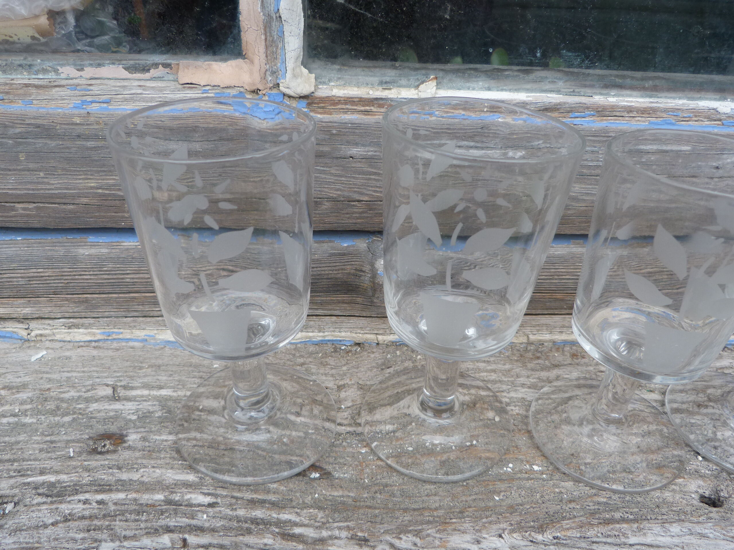Wine glasses XIXth century blown thick