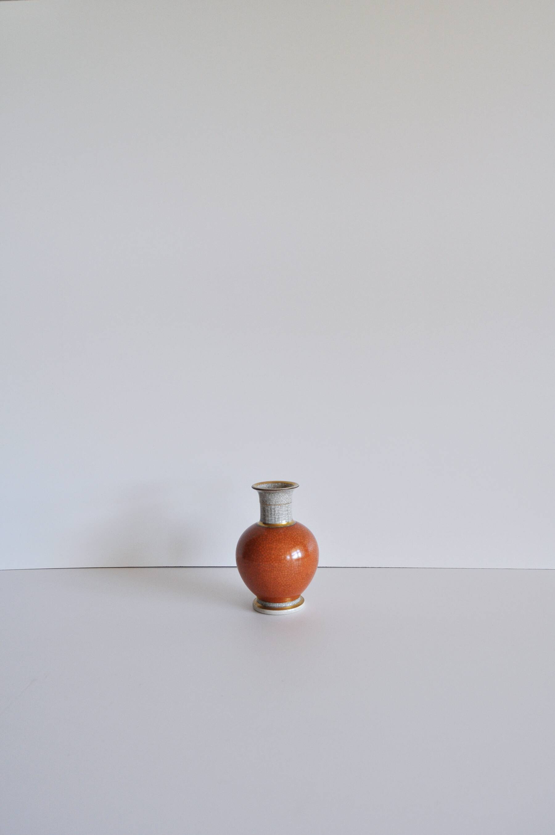 Vase en porcelaine à glaçure craquelée de Royal Copenhagen, Danemark, années 1950.