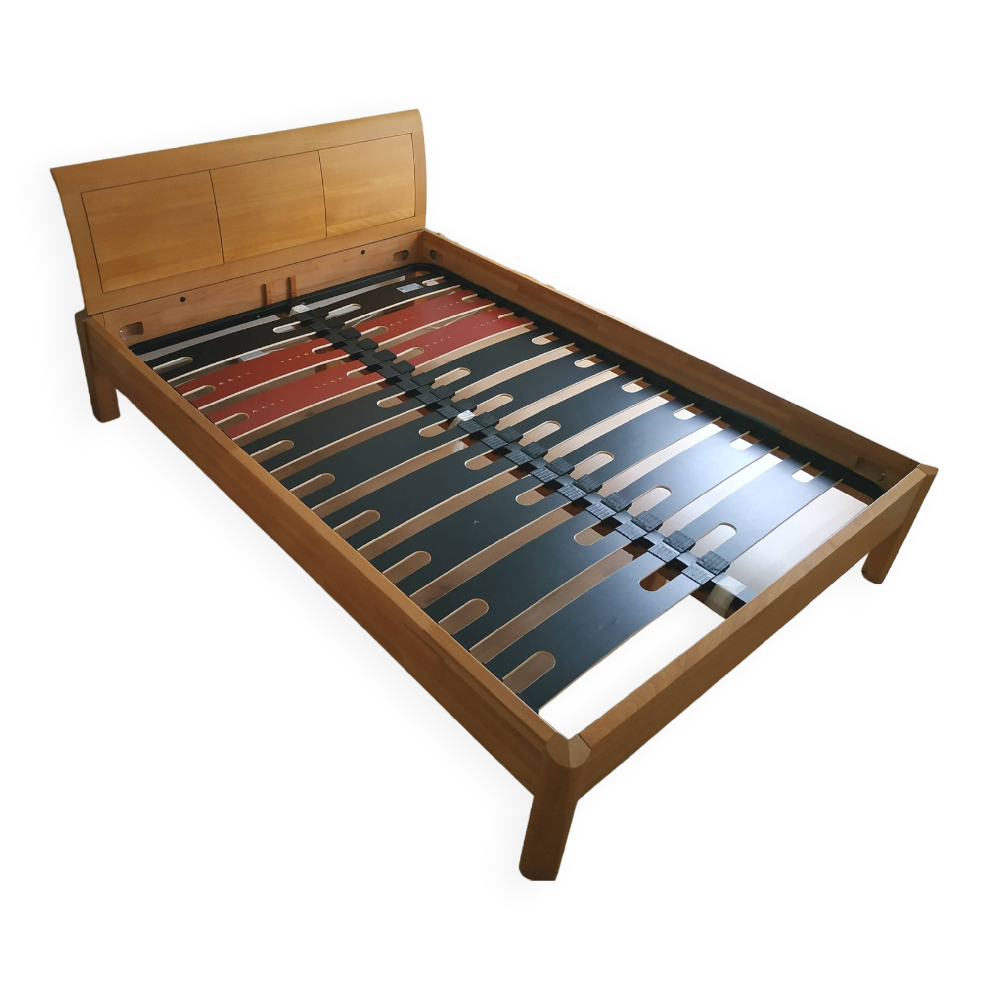 Seltz bed in solid steamed beech