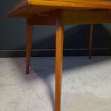 Table à manger style scandinave vintage
