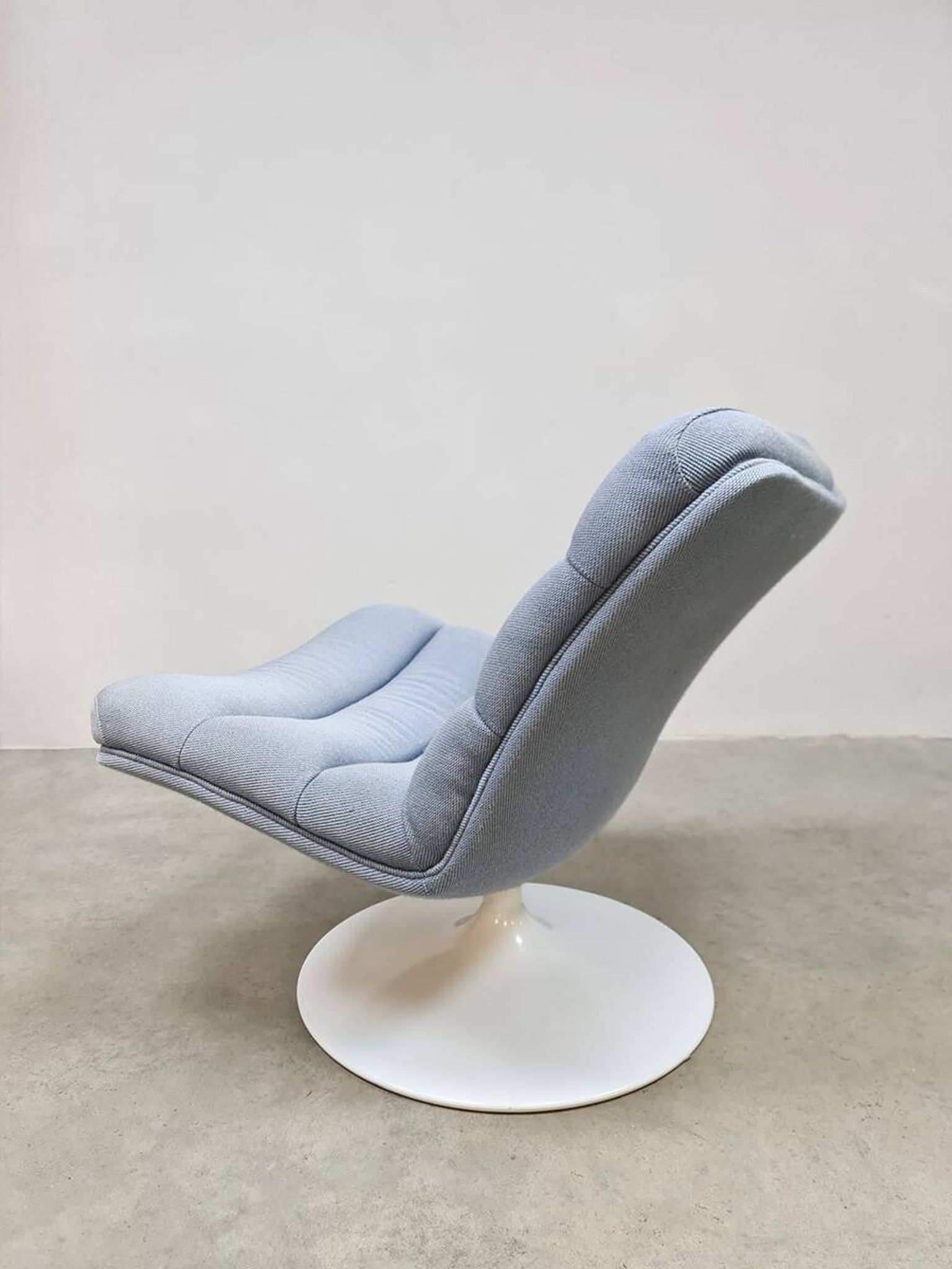 Vintage Dutch design swivel chair Geoffrey Harcourt Artifort F978