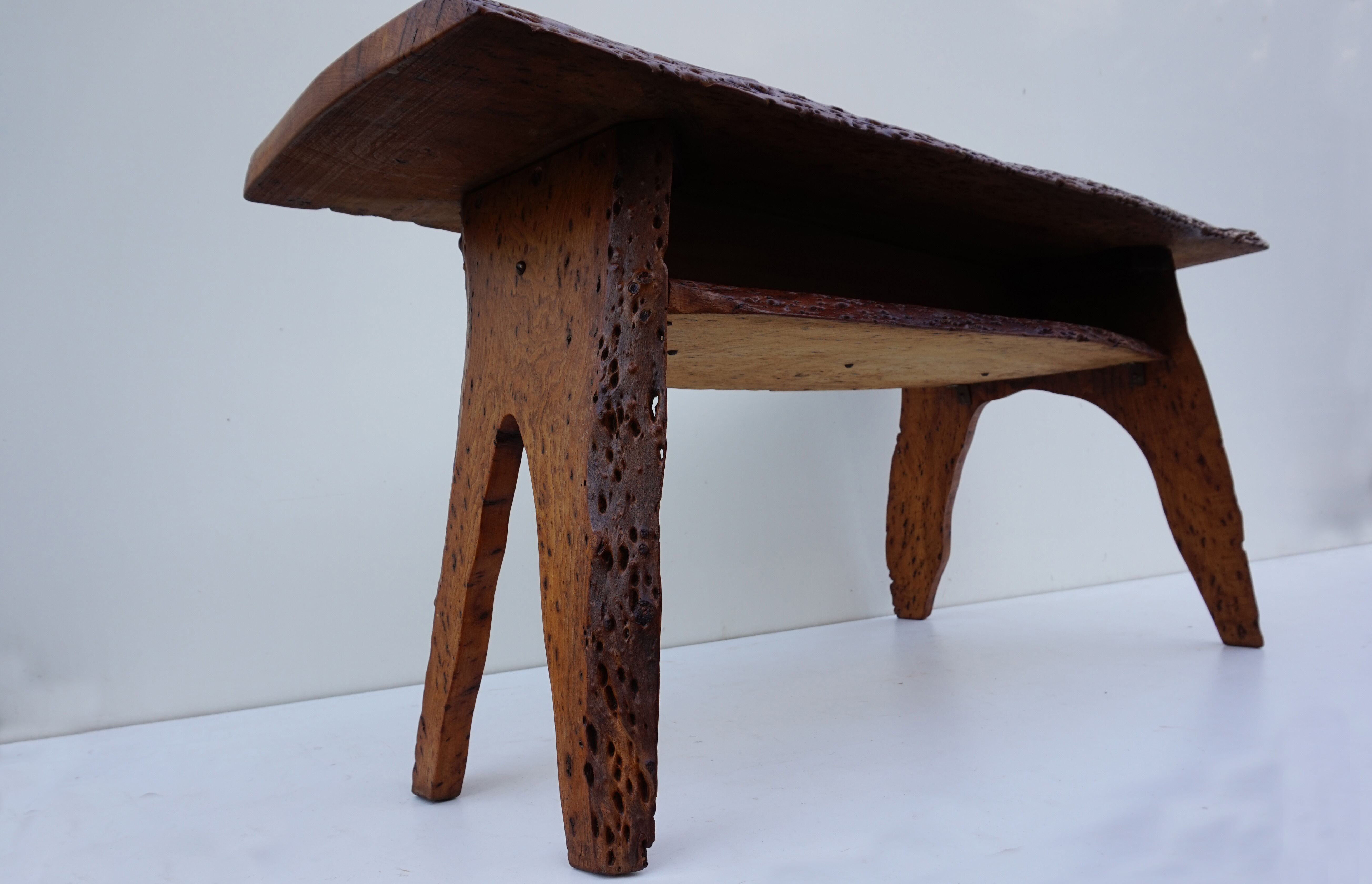 Low trunk table