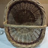 Ancien panier en osier bi couleur