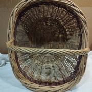 Ancien panier en osier bi couleur