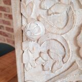 Chiseled mango tree bedside