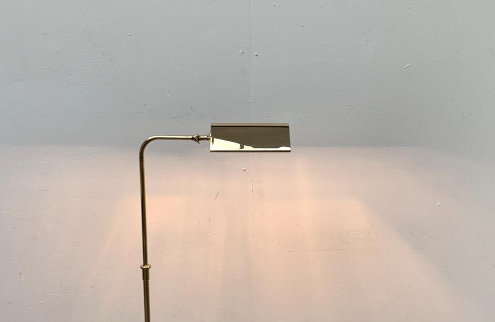 Vintage Hollywood Regency floor lamp in German brass by Florian Schulz.