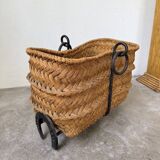 Magazine rack or log rack in straw with brutalist base from the 50s