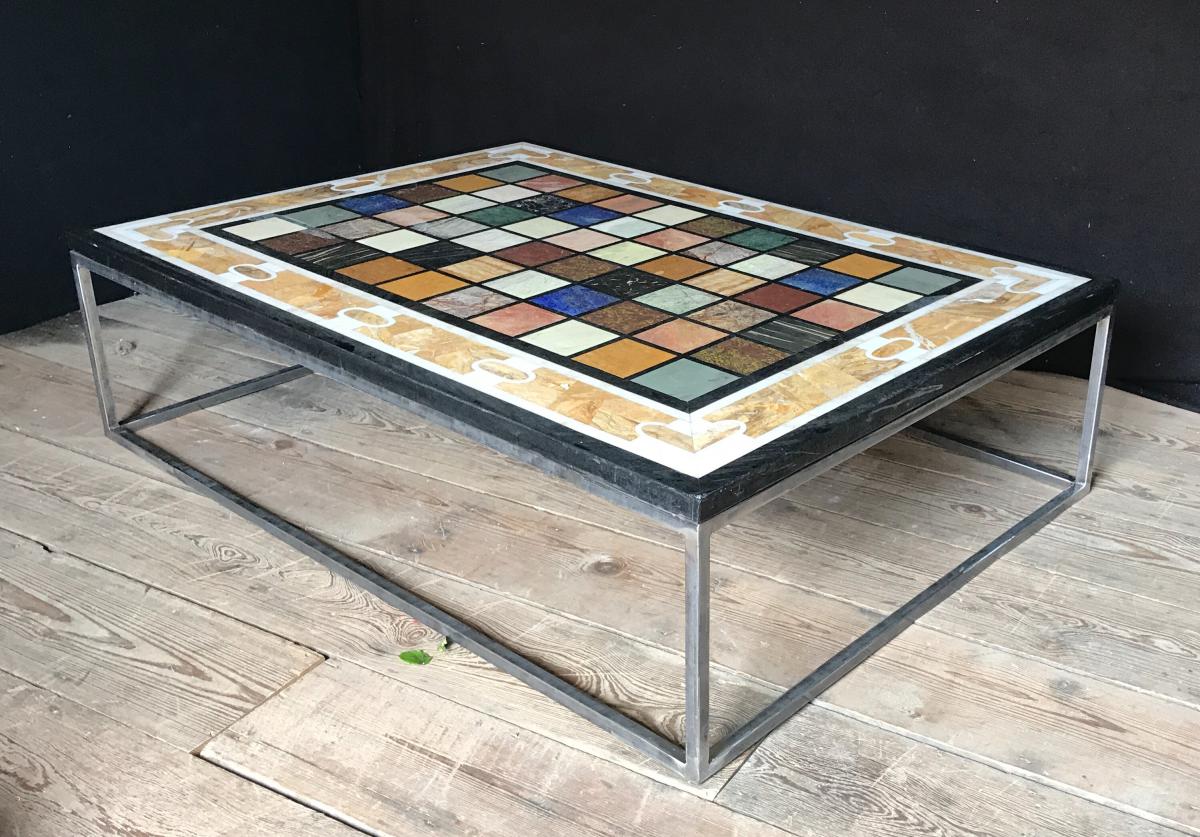 Table basse tablette en marqueterie de marbre et base en métal