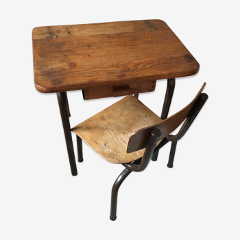 Writing desk and chair