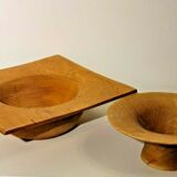 2 flared bowls in square and round wood