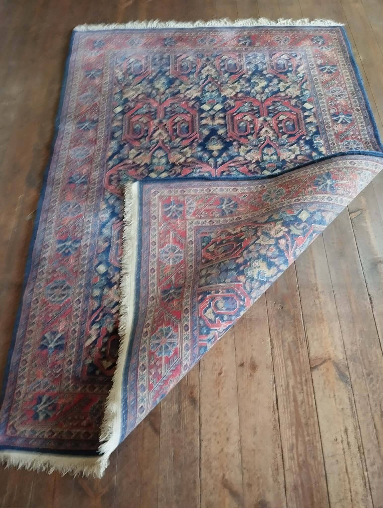 Handmade Persian rug 200x140cm