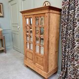 Glass cabinet (renovated)
