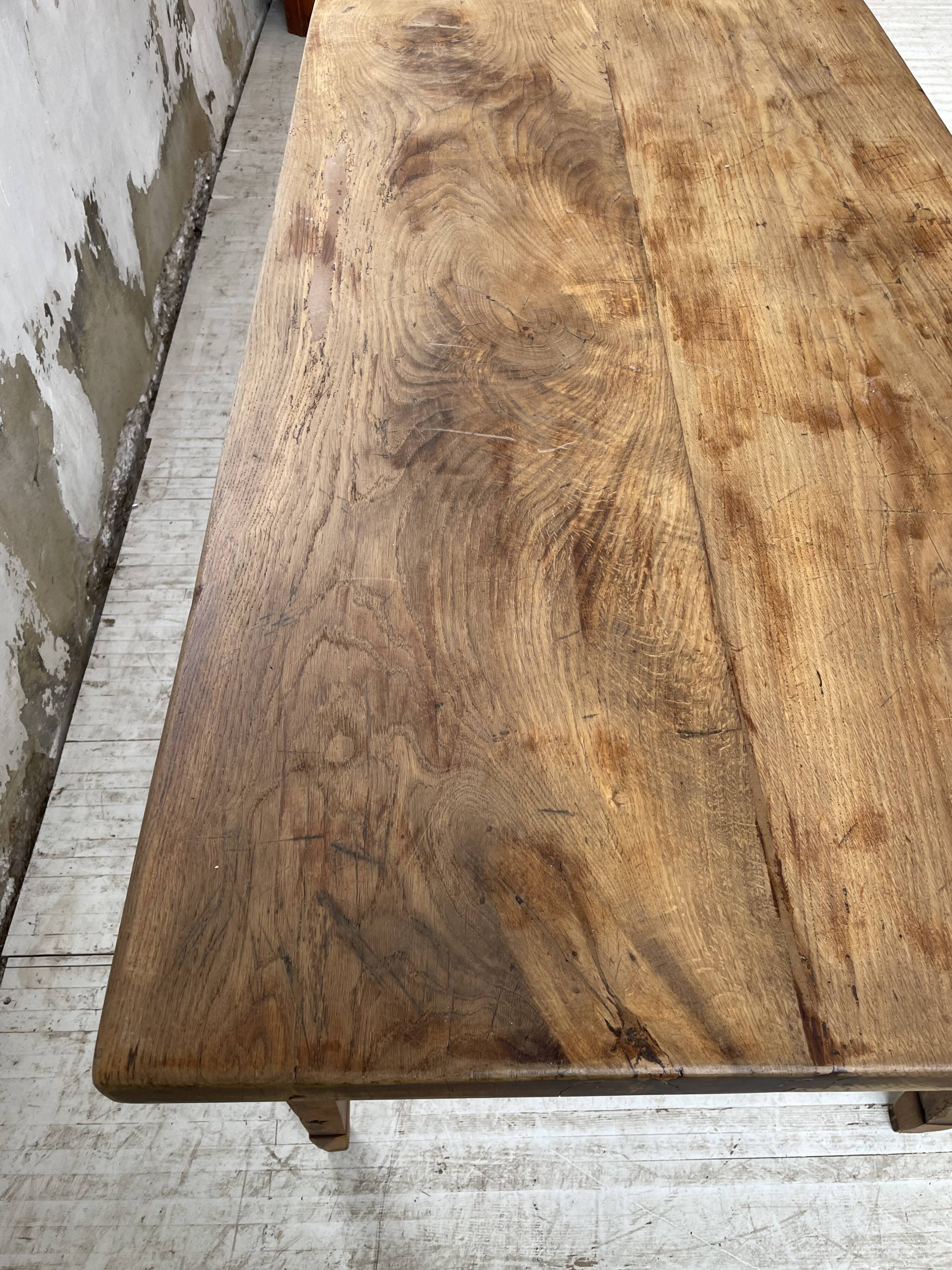 Farmhouse table in oak and walnut 2m