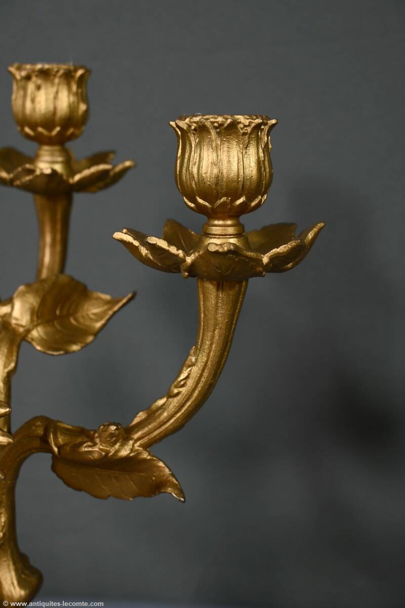 Pair of candelabra in gilded spelter and onyx – 1940