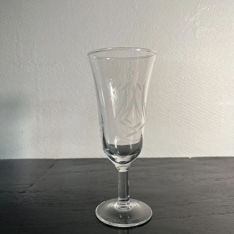 Vintage champagne flutes