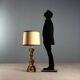 Lampe en bois sculpté et doré avec abat-jour en tissu, Italie, XIXe siècle