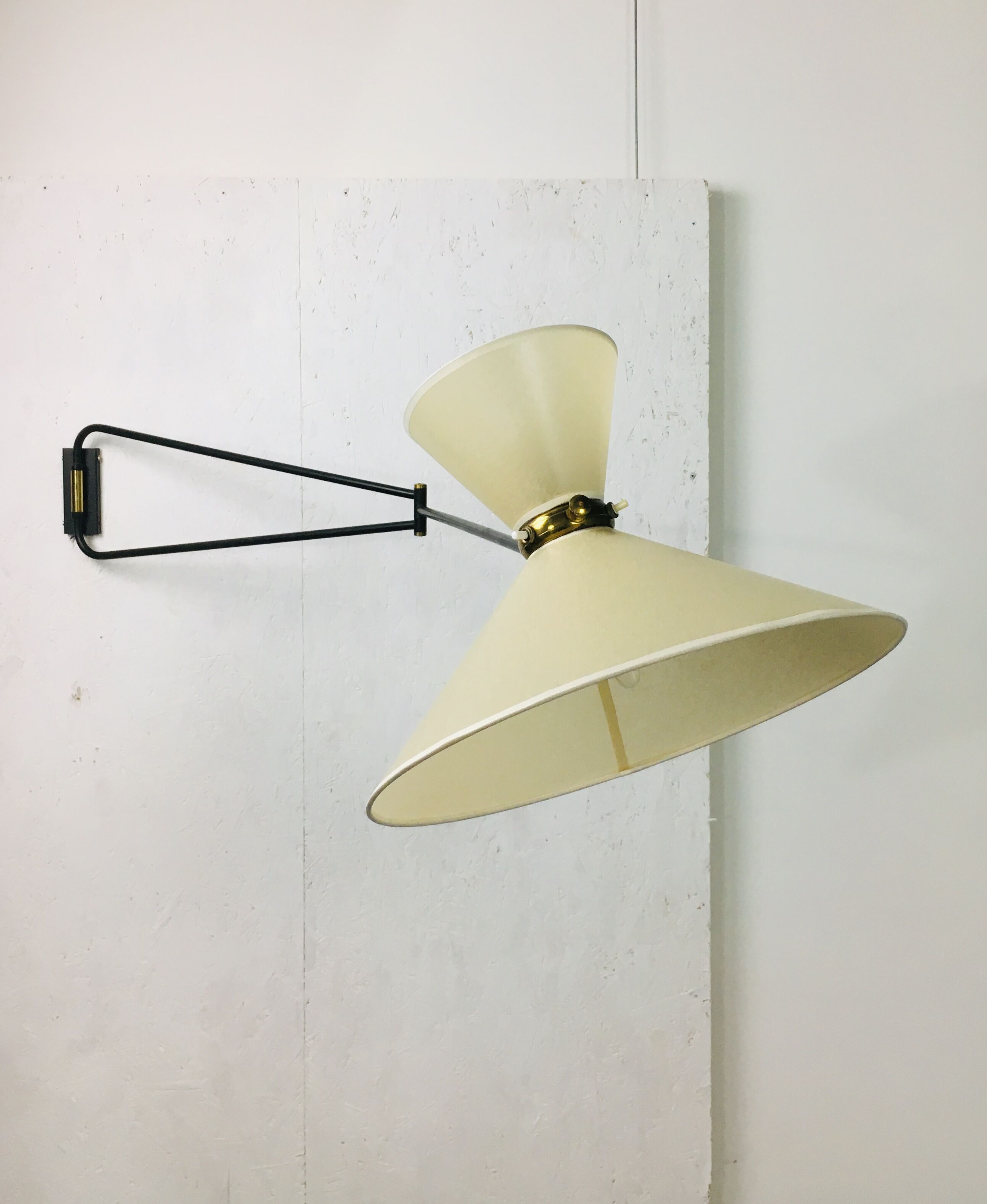 Diabolo wall light  by René Mathieu for Lunel
