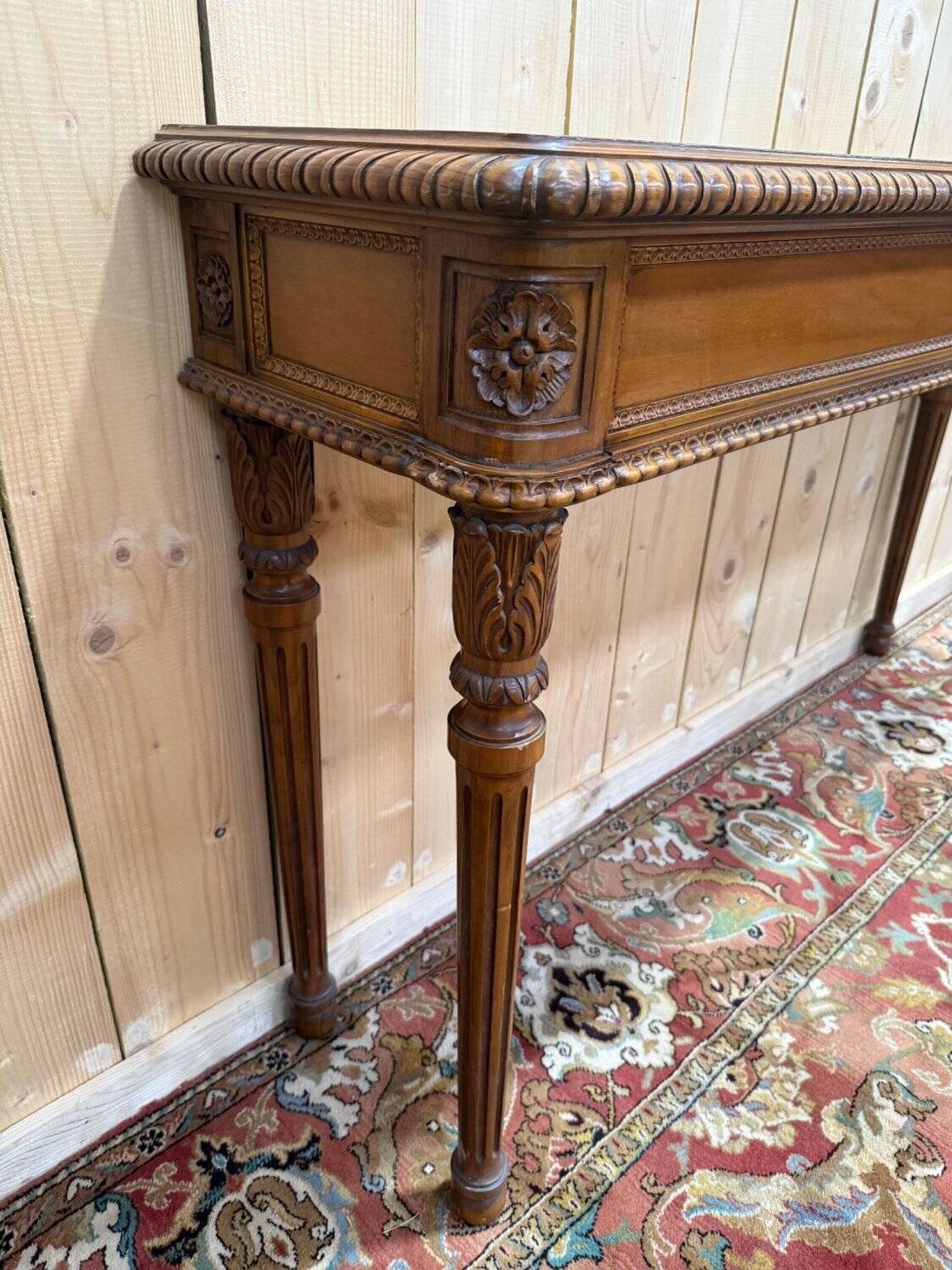 Console d'appui – Style Louis XVI – Bois sculpté verni – Début XXe