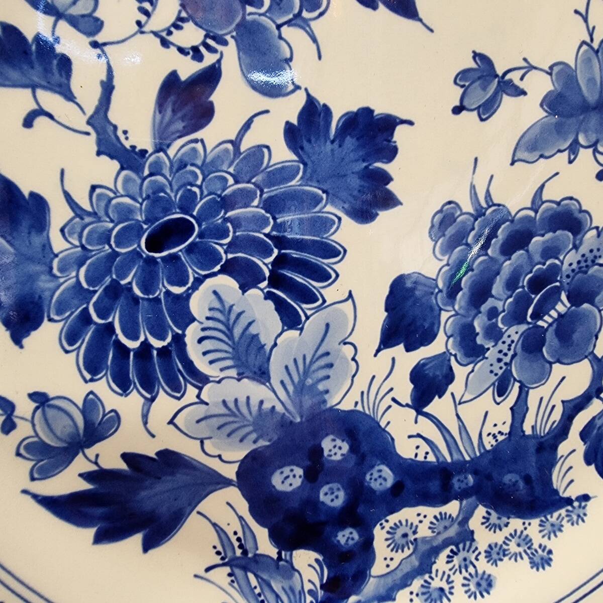 Dutch ceramic Wall Plate by The Porceleyne Fles From 1977