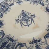 Plate on pedestal in Gien earthenware Iron earth numbered 42 late XIX th Diam 25 cm