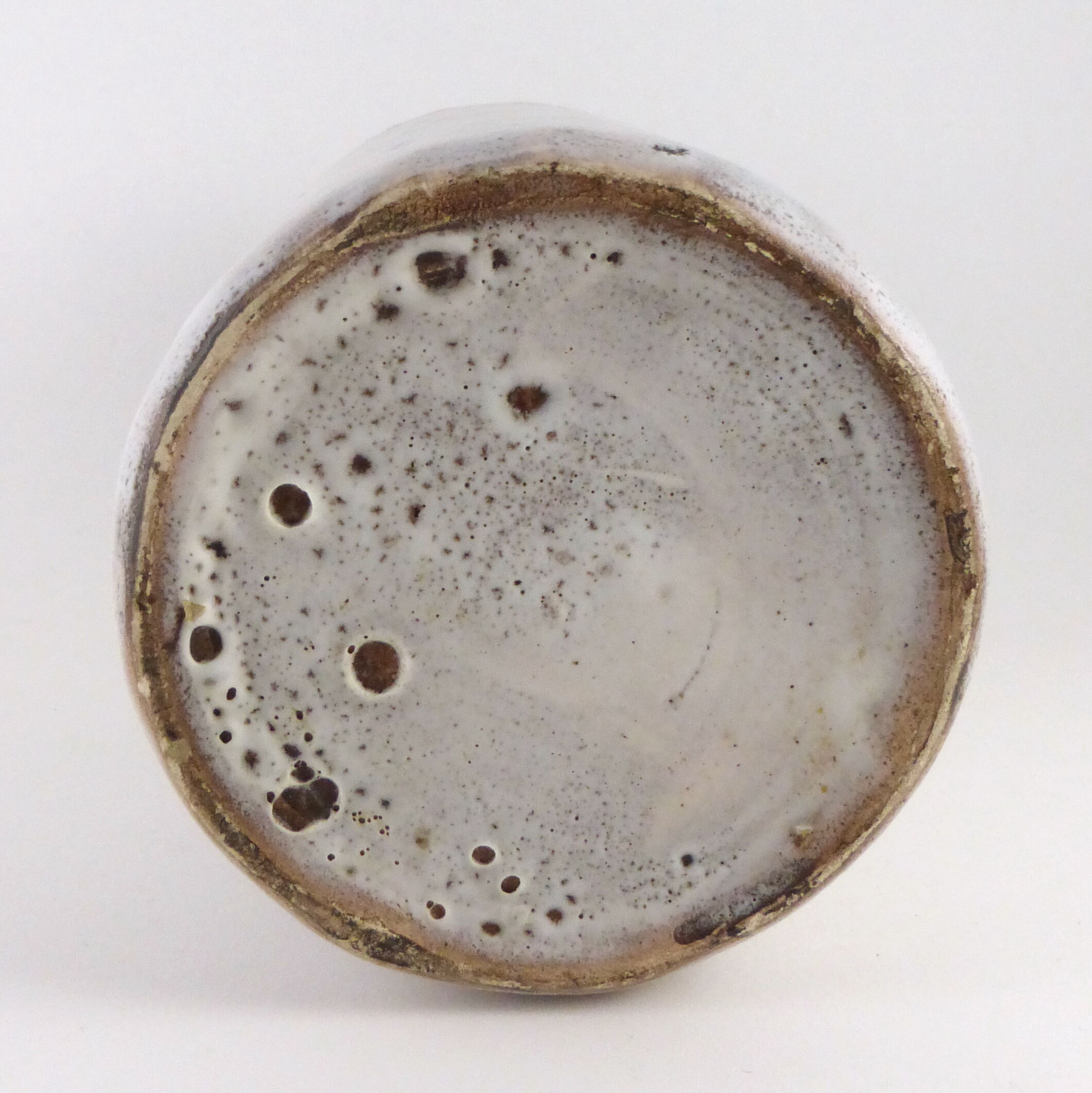 Vase nuanced white roll 1960