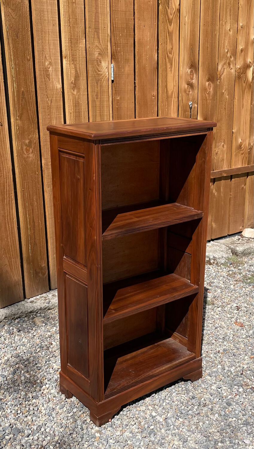 Bibliothèque vintage en bois