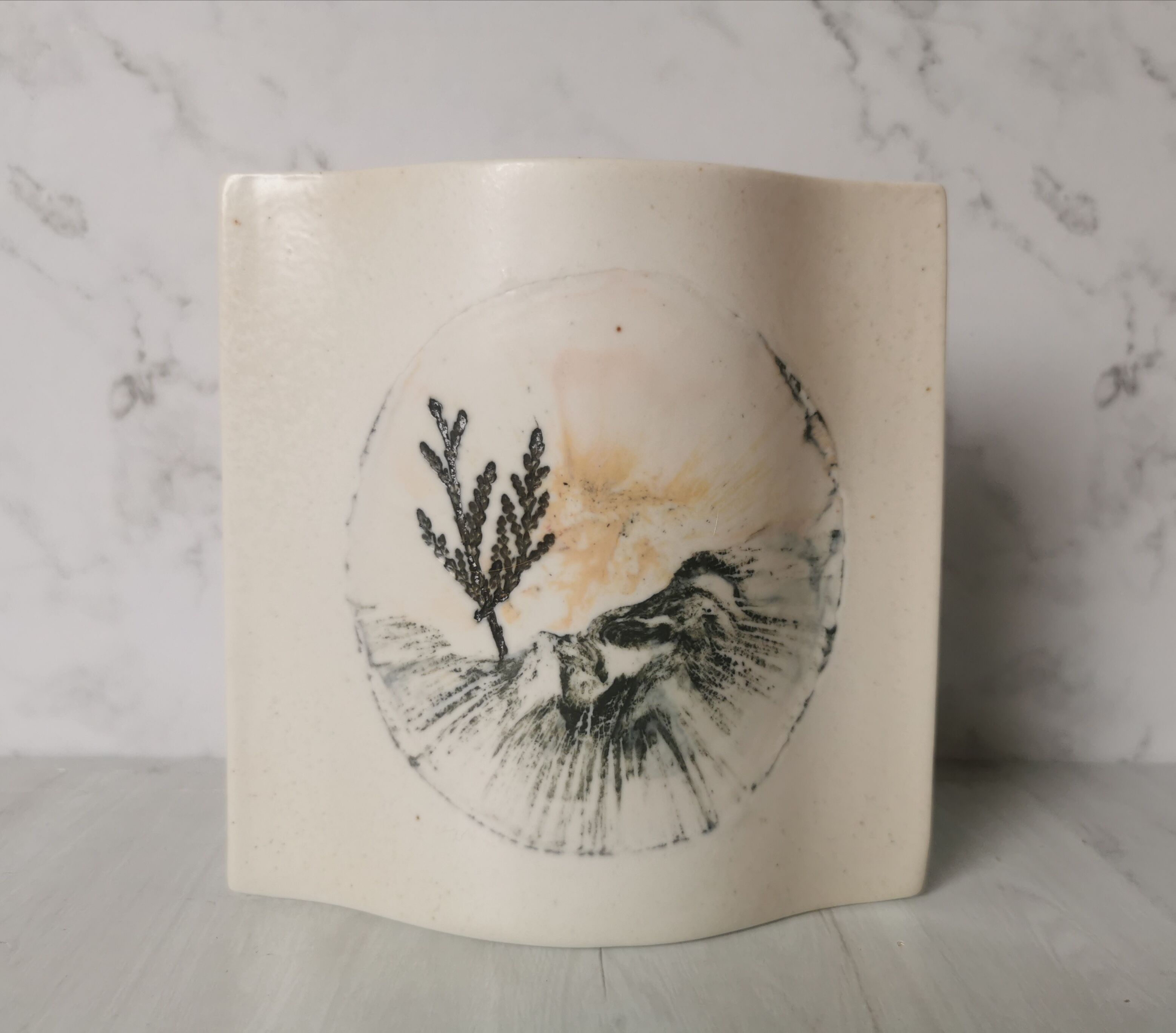 Porcelain design vase from Virebent