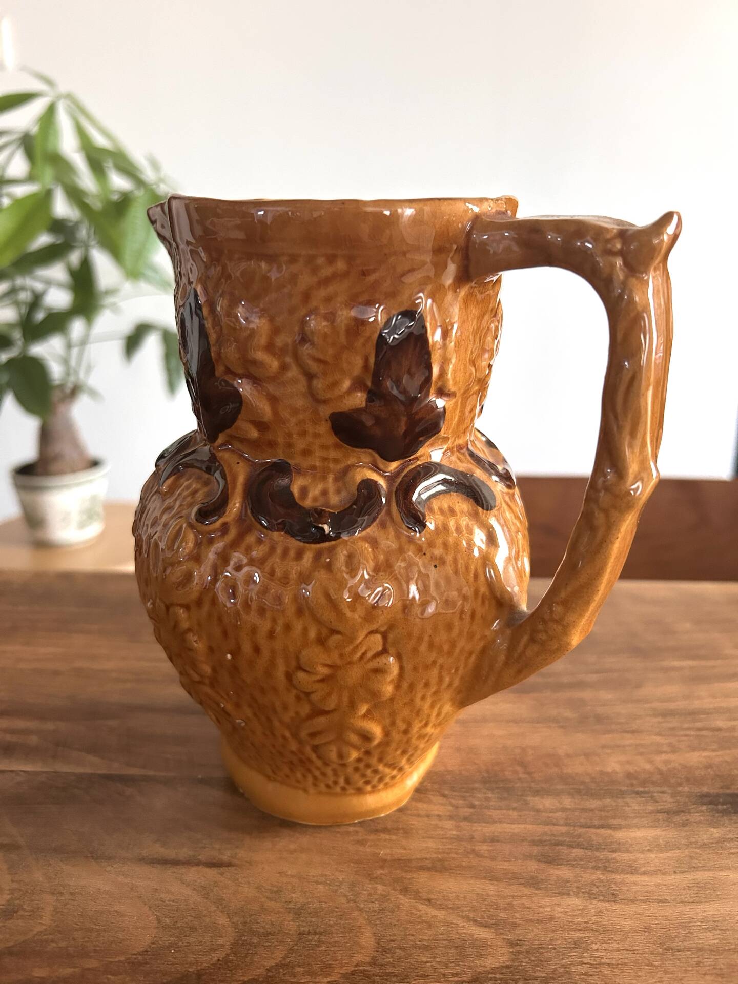 Pichet Barbotine floral