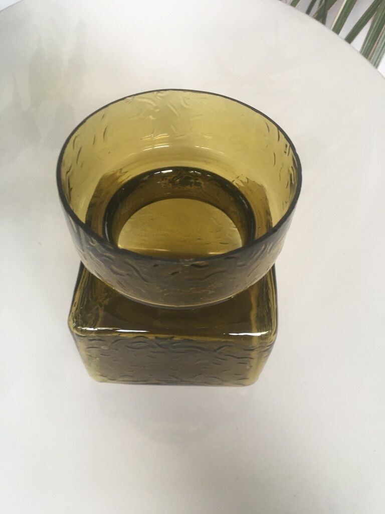 Pala vase by Helena Tynell