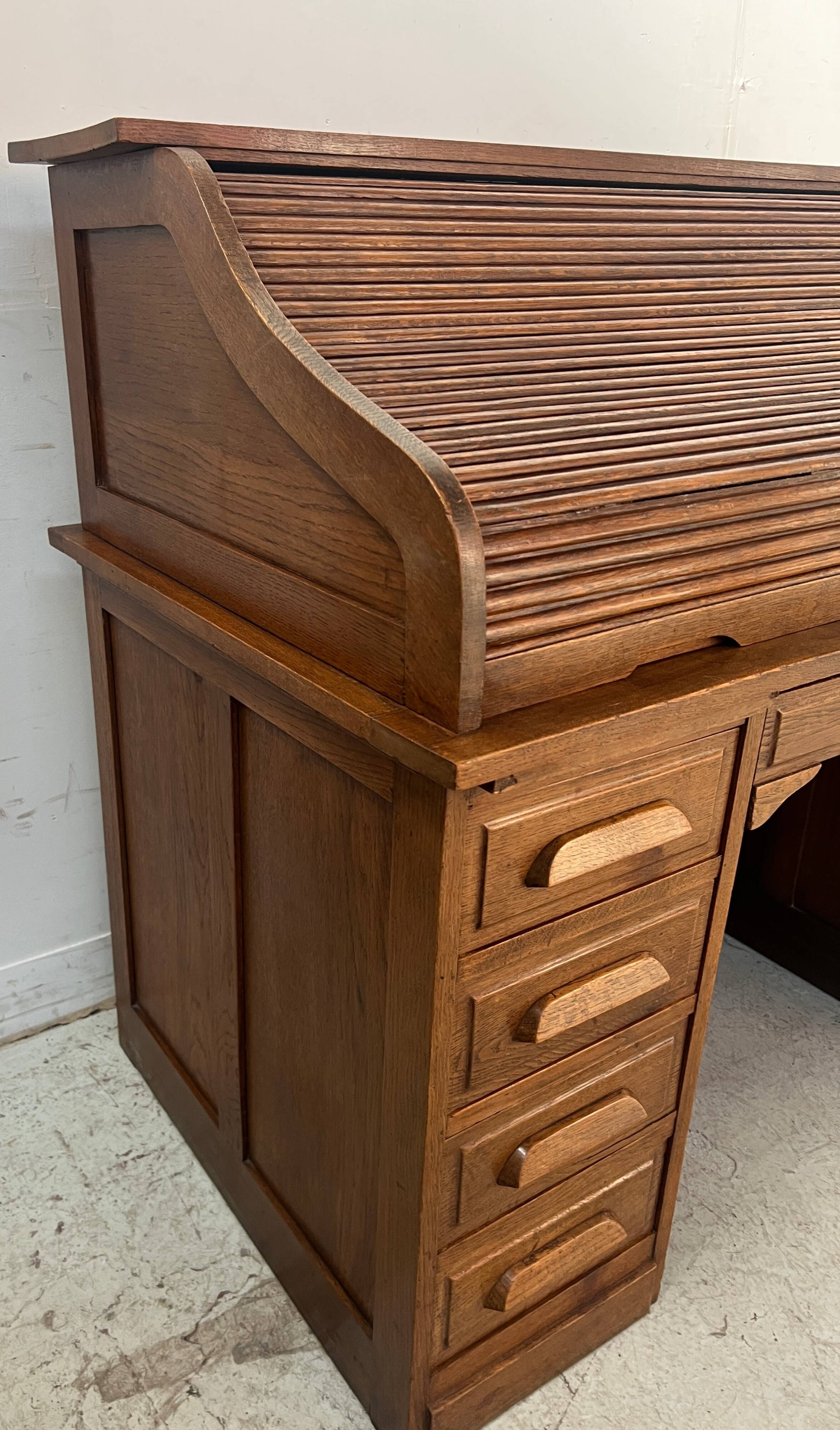 American desk in solid oak, 20th century