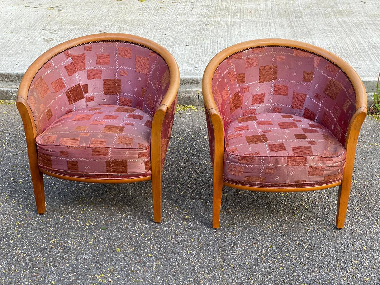 2 club chairs in curved solid wood and embroidered silk burgundy fabric.