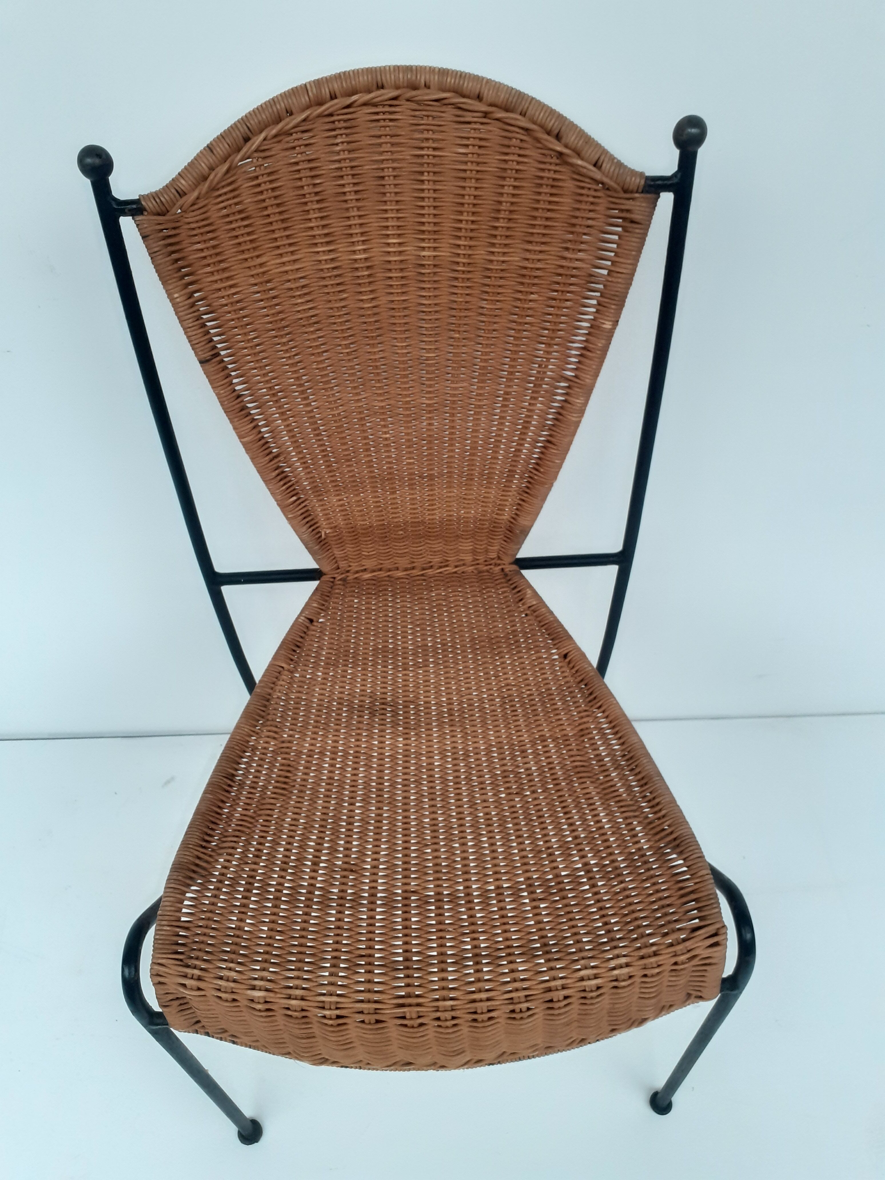 4 rattan chairs