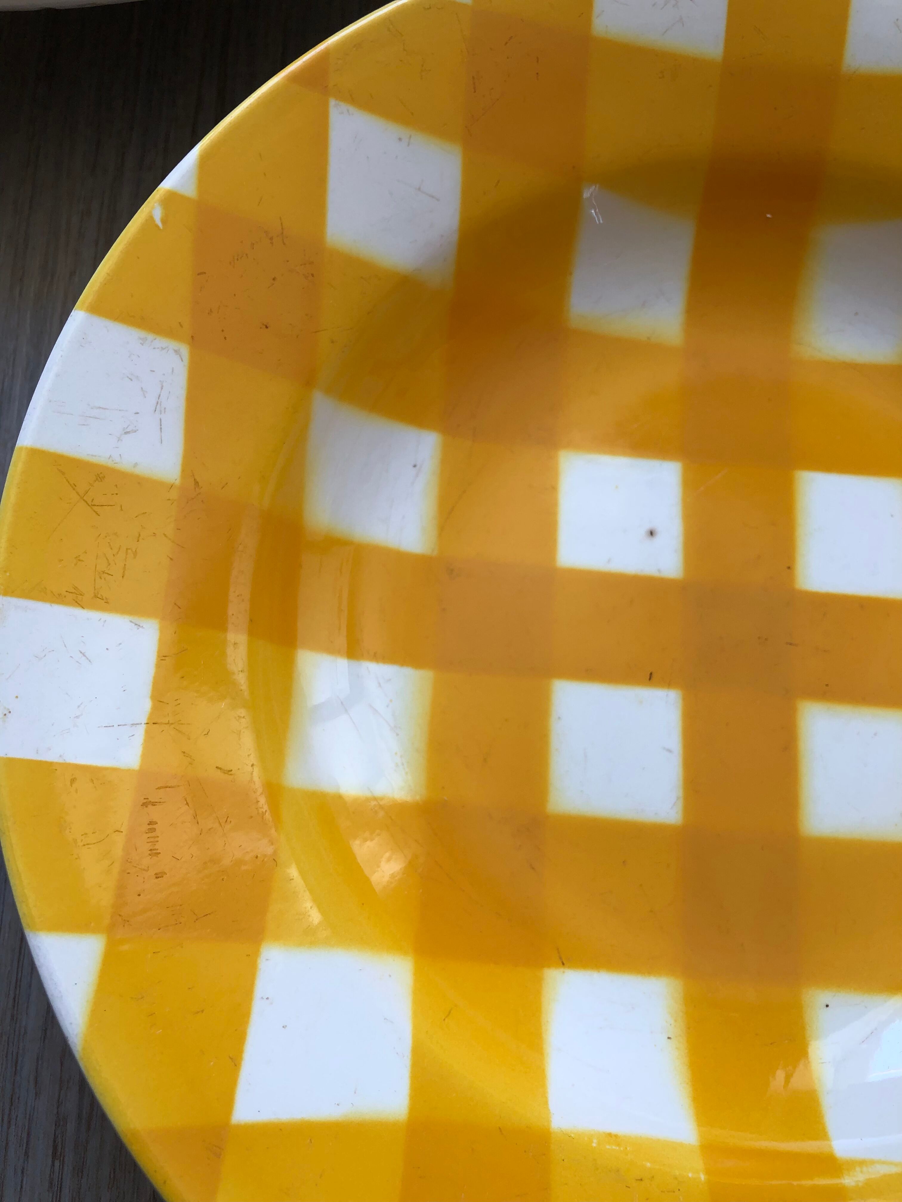 Hollow plates Sarreguemines yellow tiles