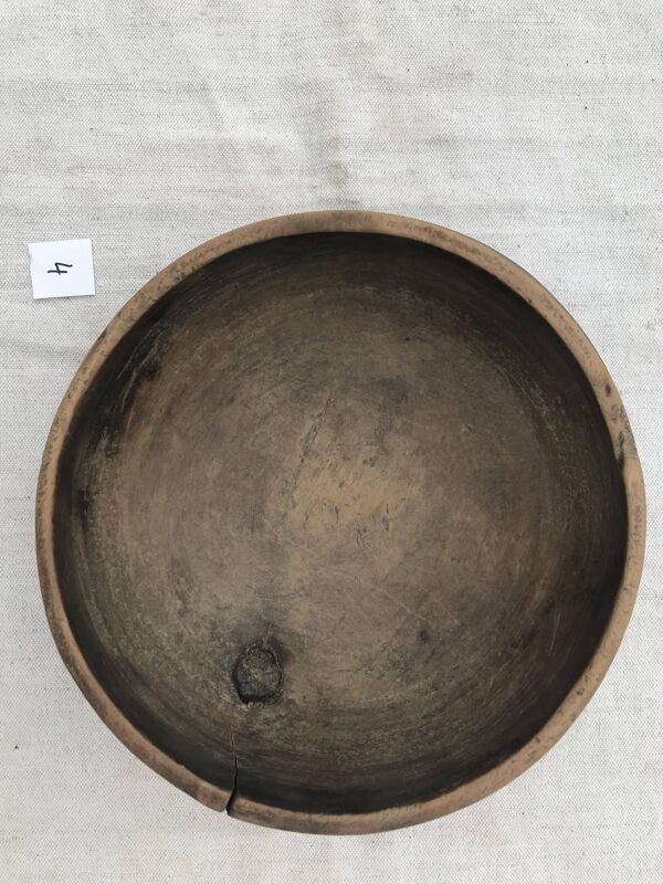 Antique bol en bois