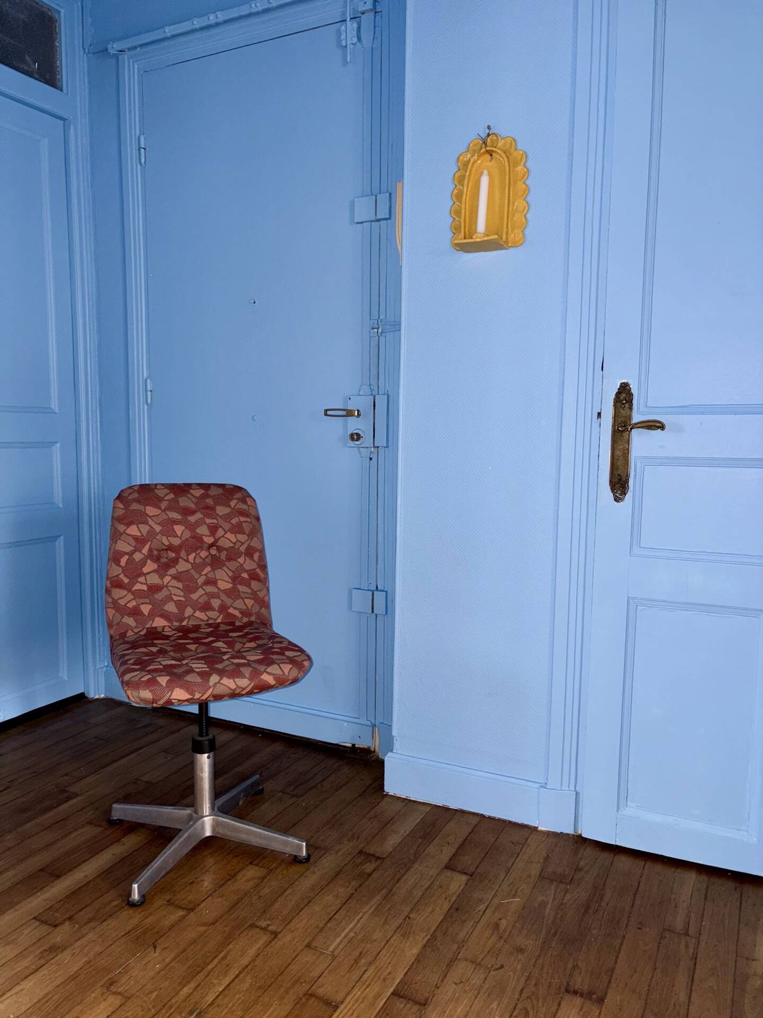 1970s swivel office chair
