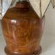 Lampe en nacre et bois d’olivier