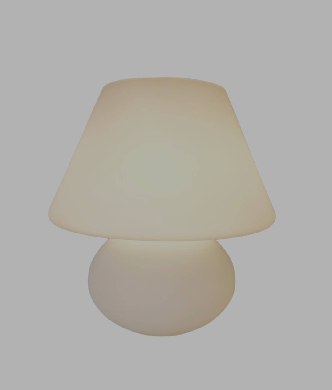 Vintage mushroom table lamp, Hustadt Leuchten, in opaline glass model L 1970.