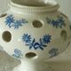 Vase pot a crocus en terre d'acier saint uze drome france