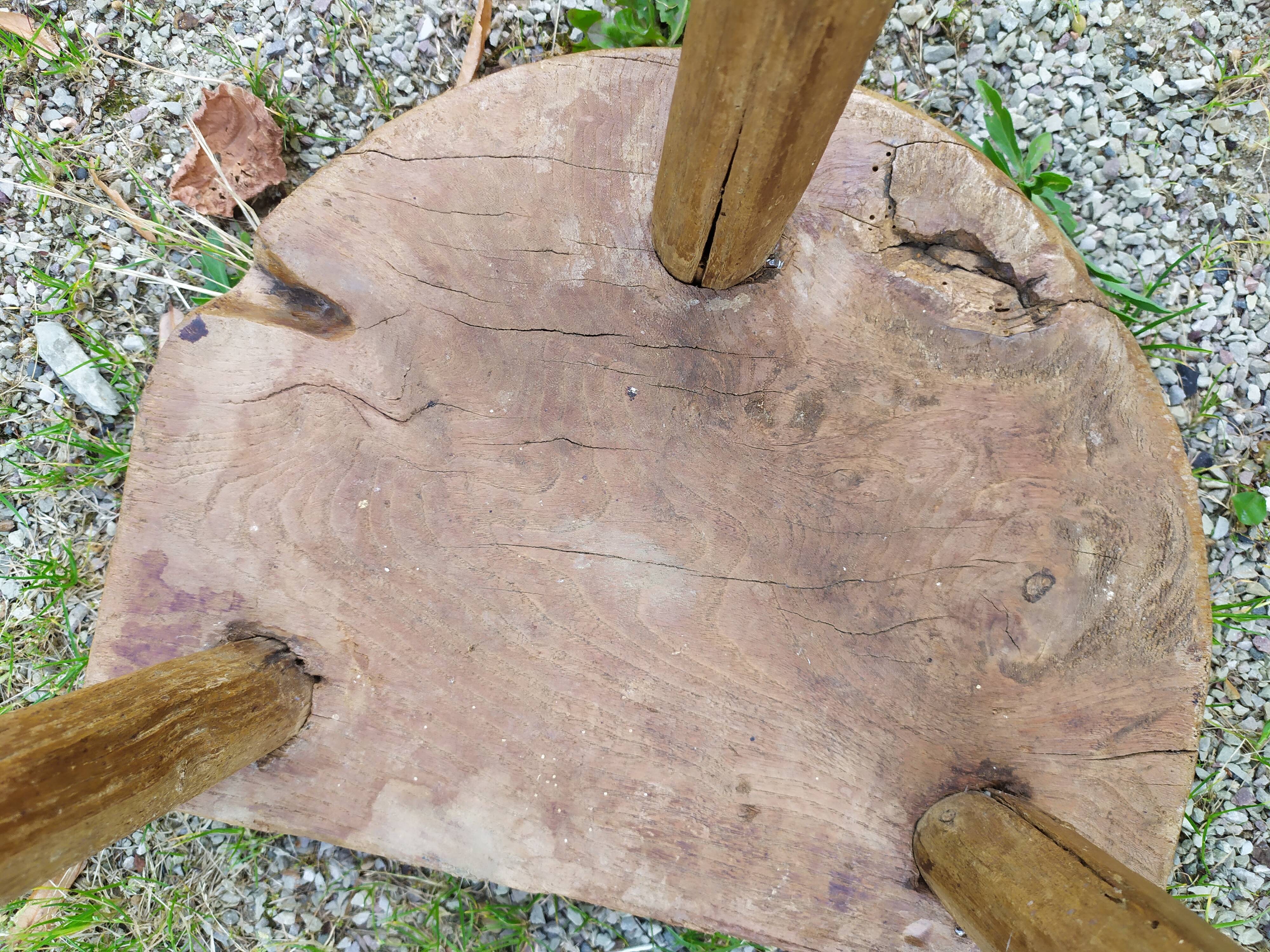 Tripod stool in raw wood