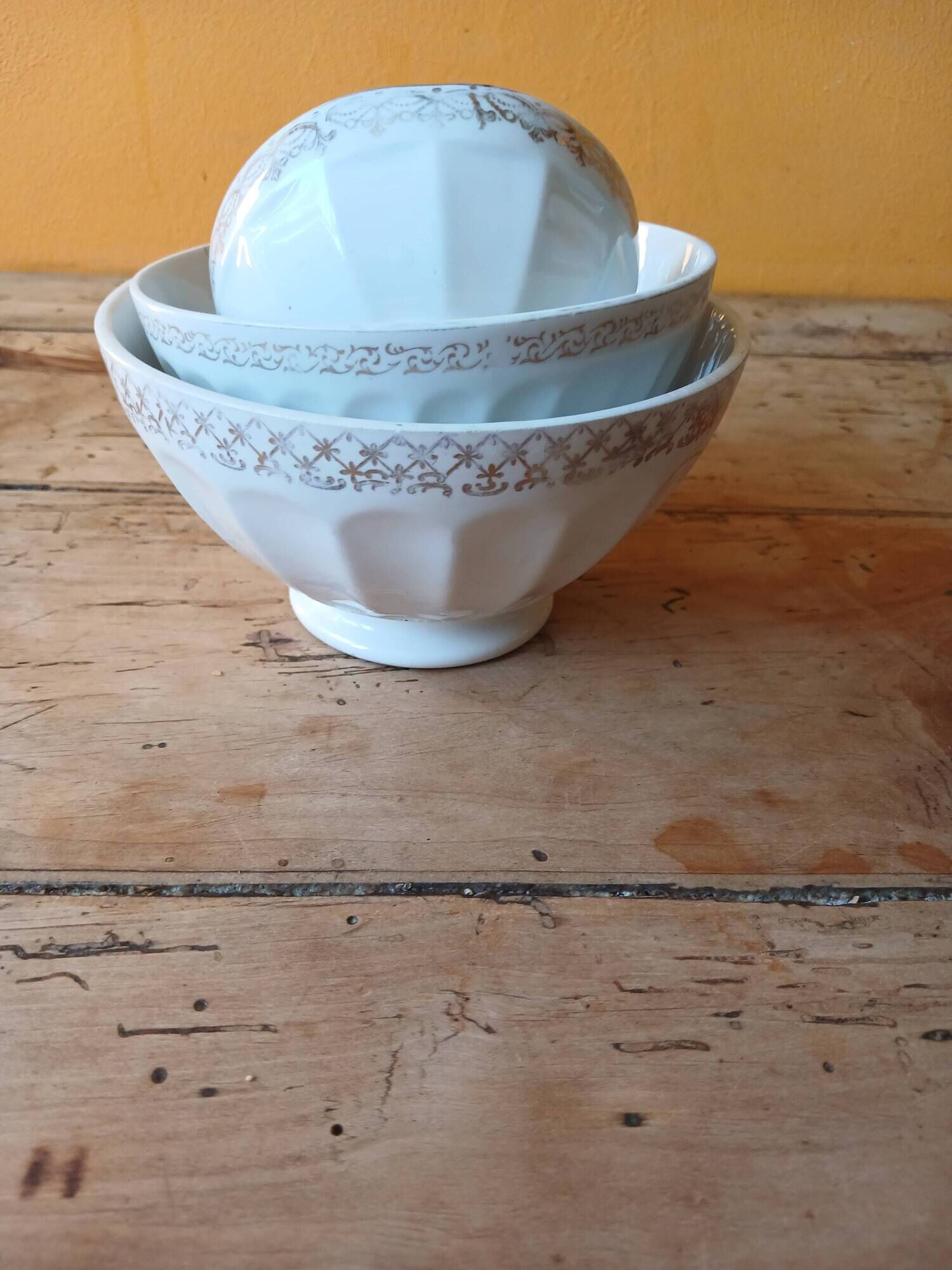Set of 3 white and gold antique bowls - porcelain cups