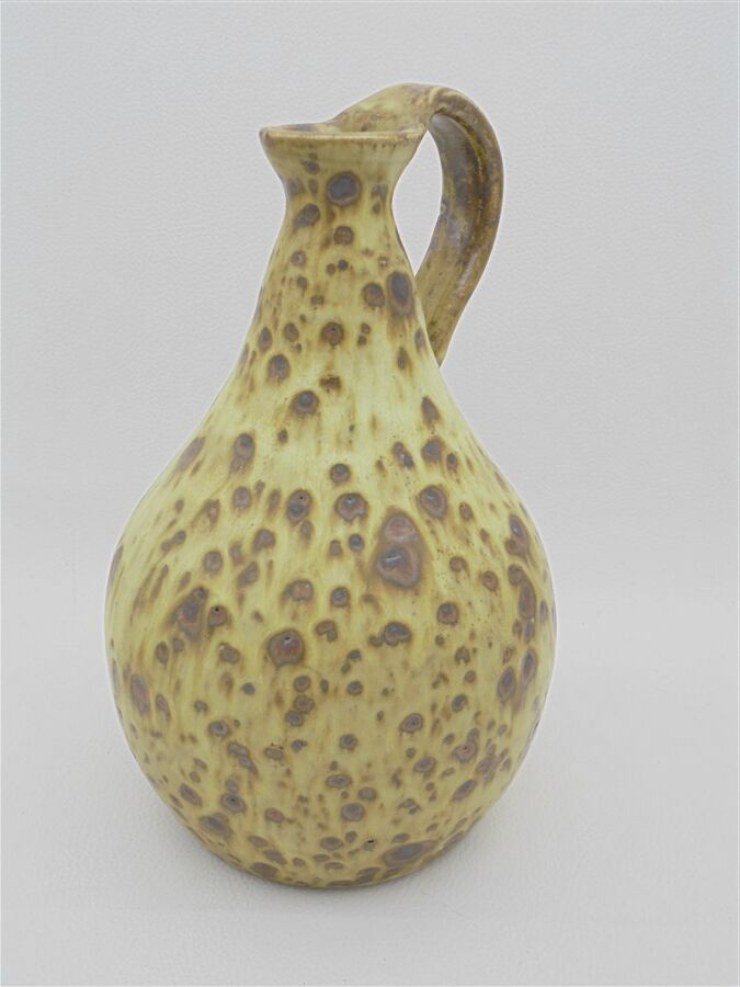 Stoneware pitcher vase