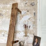 Table basse primitive en bois massif