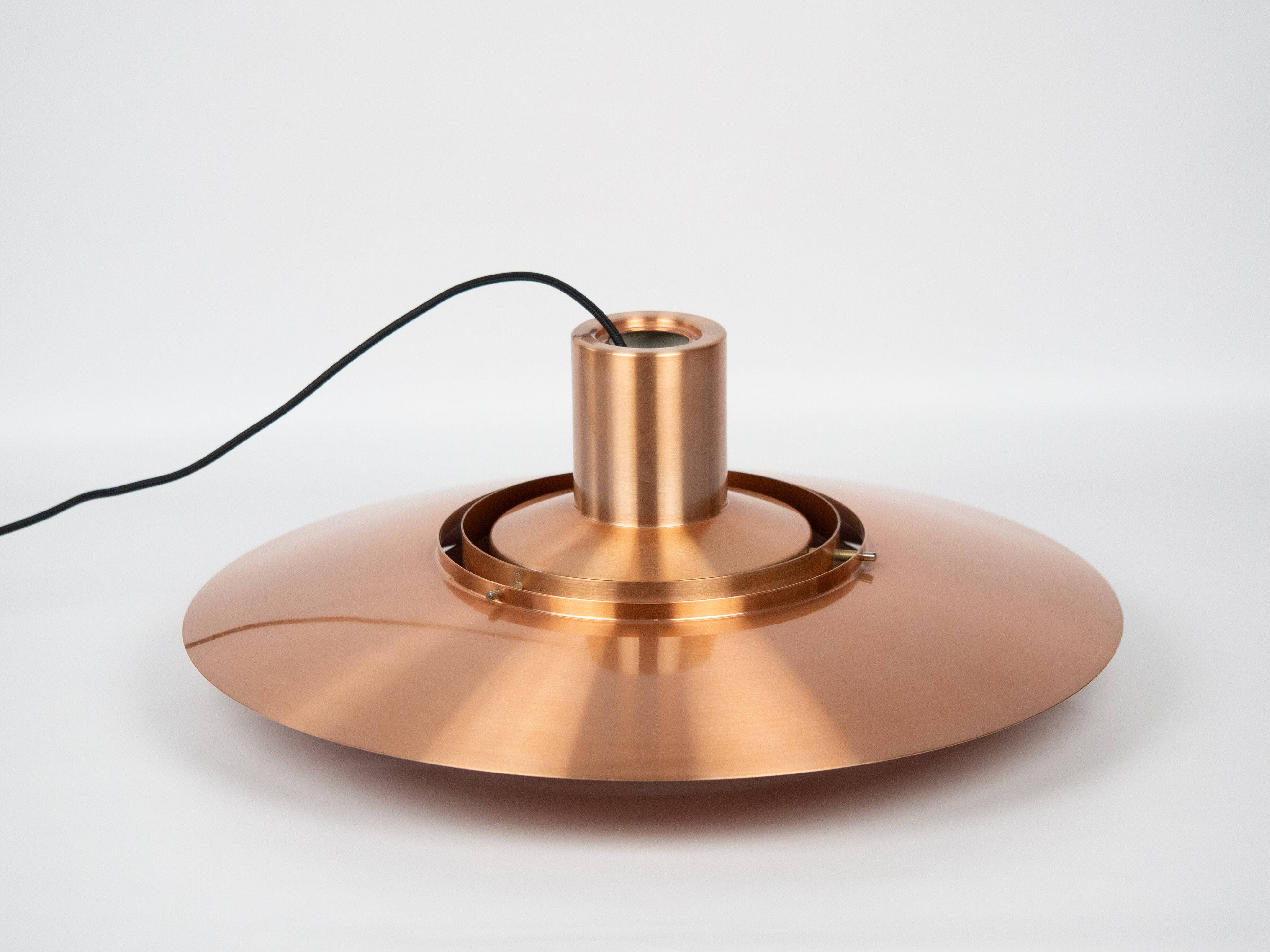 Danish vintage P376 pendant lamp by Fabricius and Kastholm. Nordisk Solar,