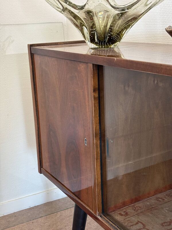 Vitrine bar polonaise vintage en placage de noyer – années 60