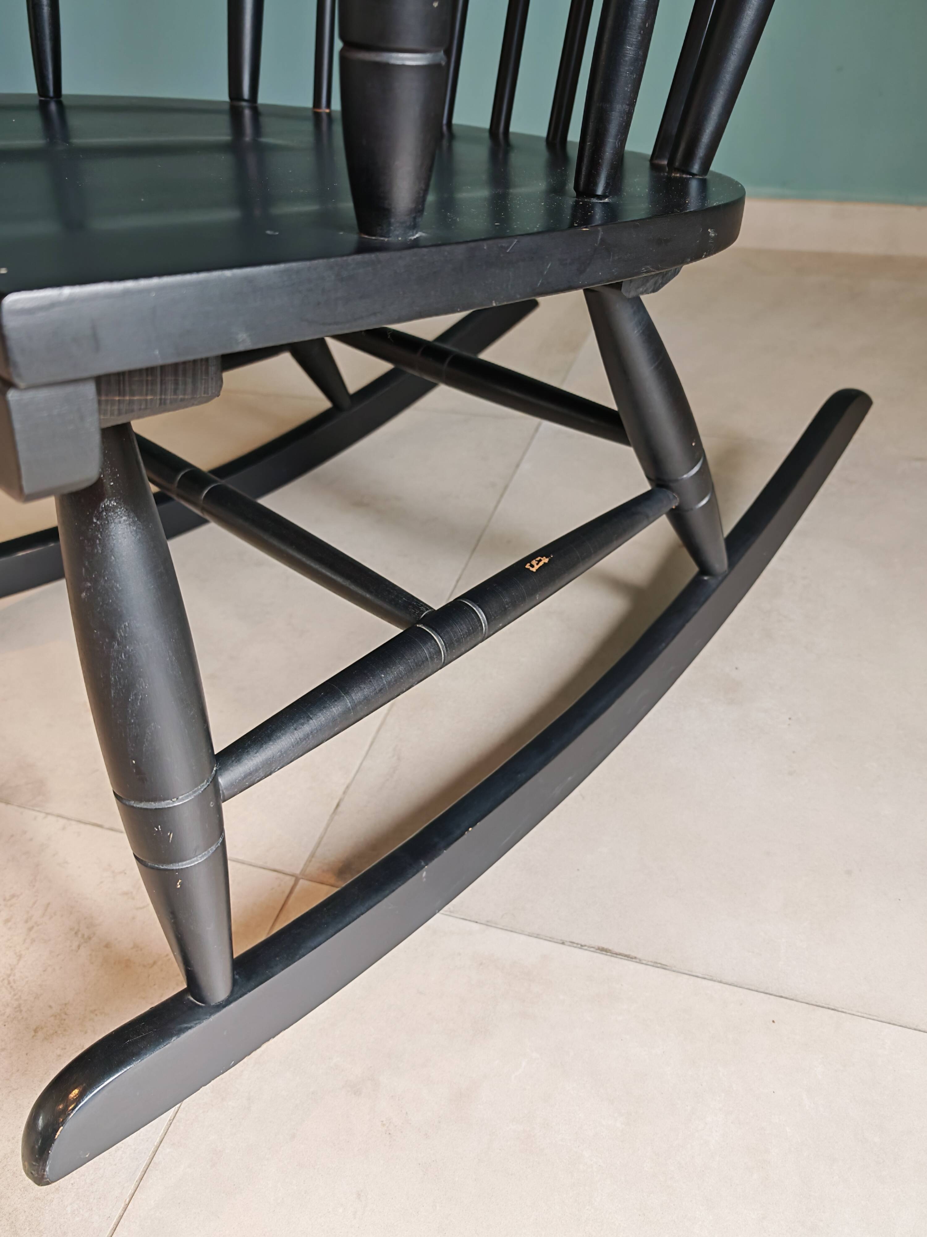 Rocking Chair Black Wood Vintage 1960 — Scandinavian Style