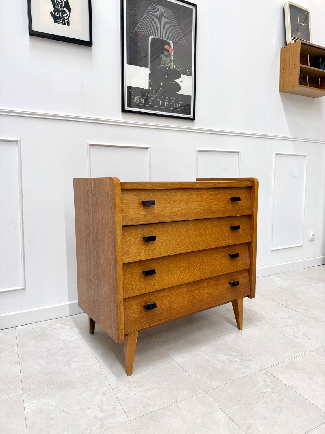 Vintage 1960s chest of drawers