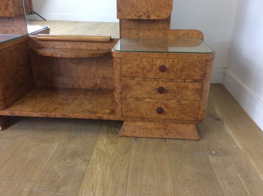 Art Deco Hairdresser